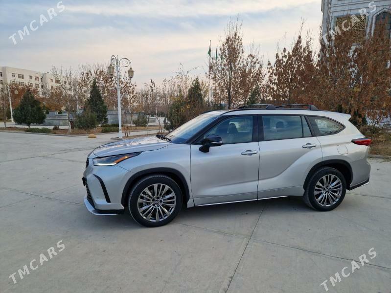 Toyota Highlander 2023 - 580 000 TMT - Дашогуз - img 4