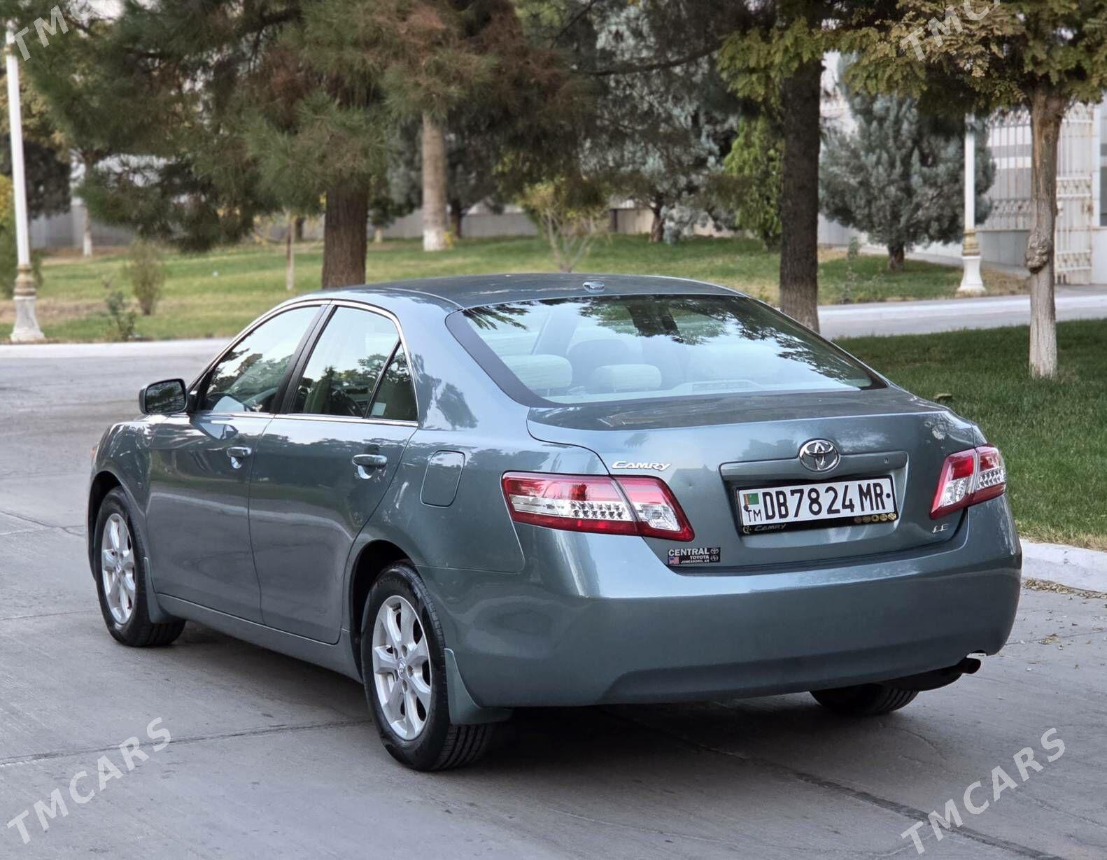 Toyota Camry 2011 - 250 000 TMT - Мары - img 4
