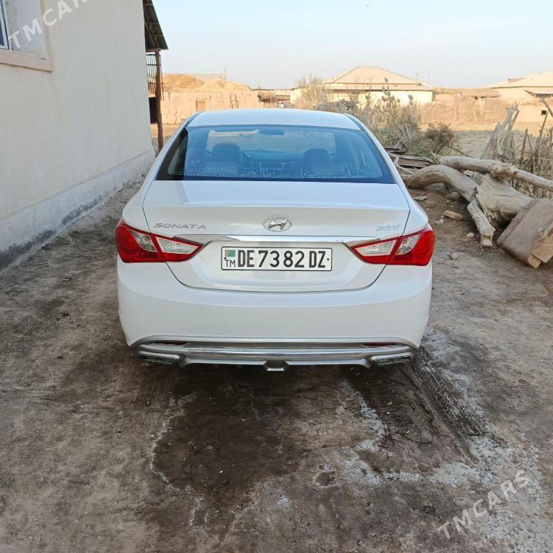 Hyundai Sonata 2010 - 155 000 TMT - Şabat etr. - img 1