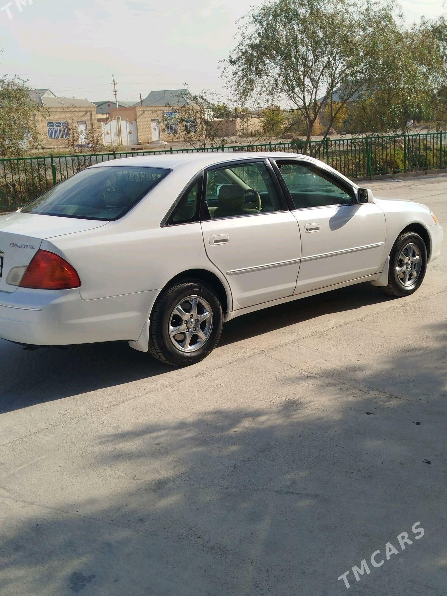 Toyota Avalon 2002 - 210 000 TMT - Mary - img 3