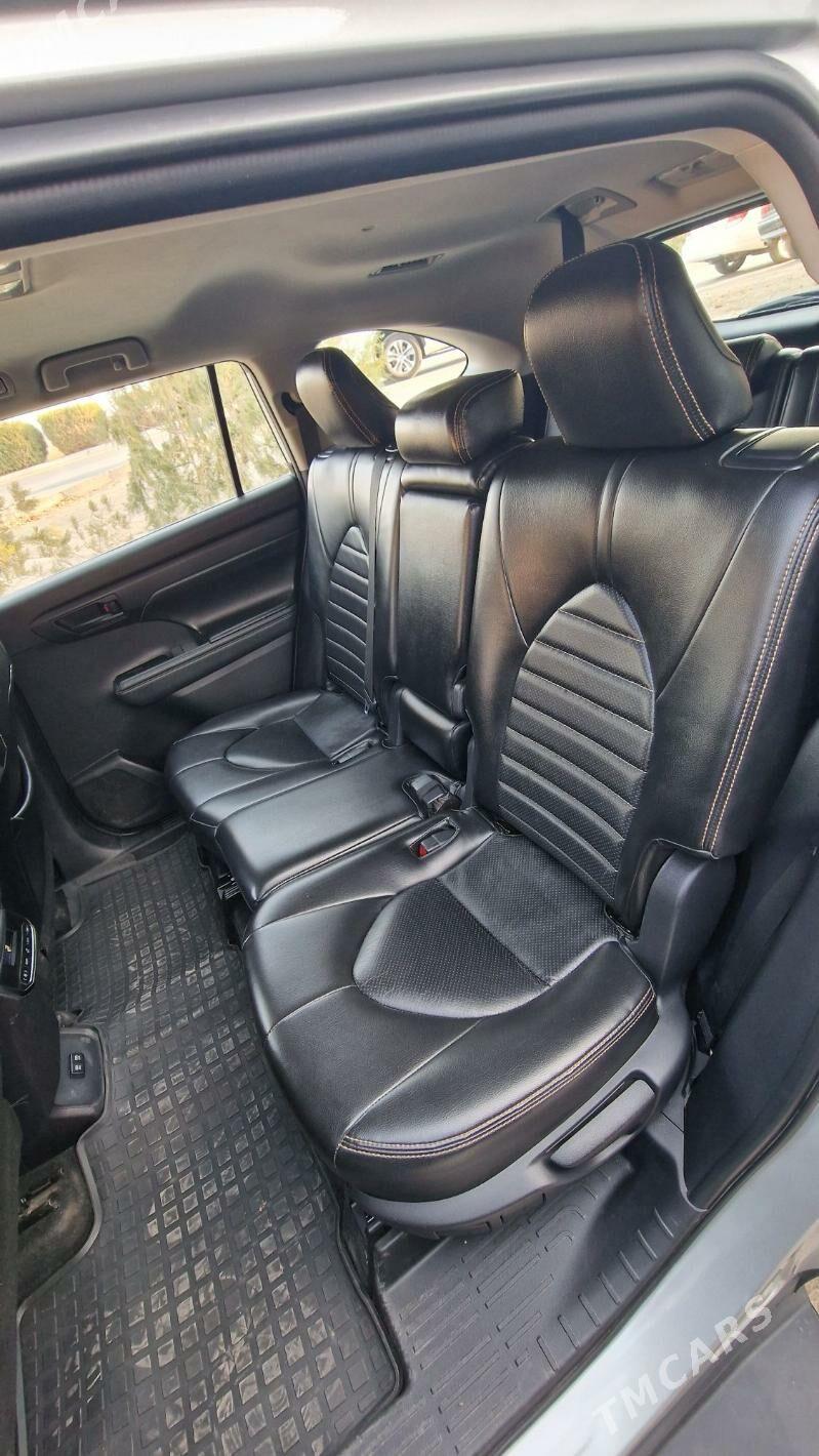 Toyota Highlander 2021 - 498 000 TMT - Дашогуз - img 8