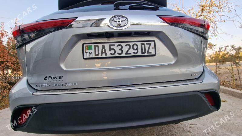 Toyota Highlander 2021 - 498 000 TMT - Дашогуз - img 5