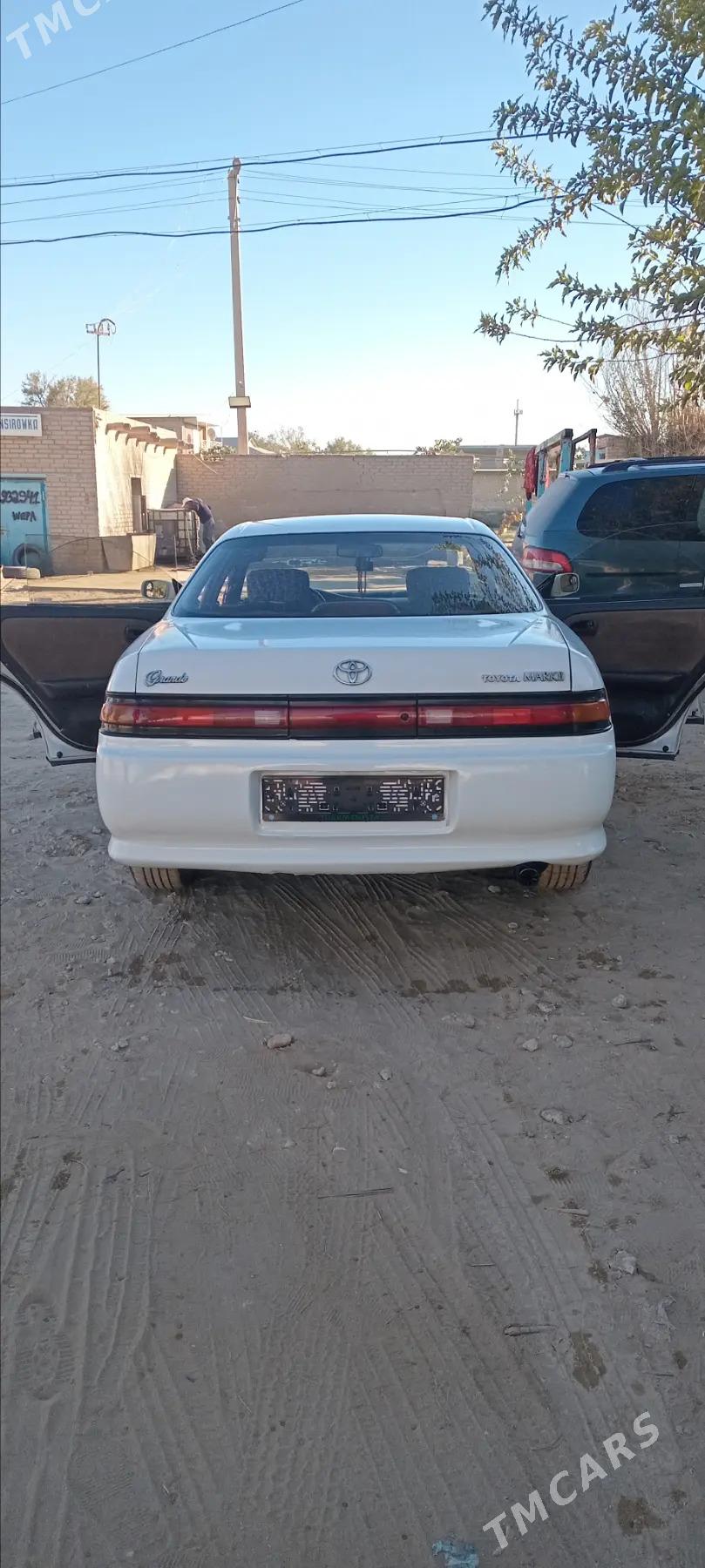 Toyota Mark II 1993 - 45 000 TMT - Ходжамбаз - img 4