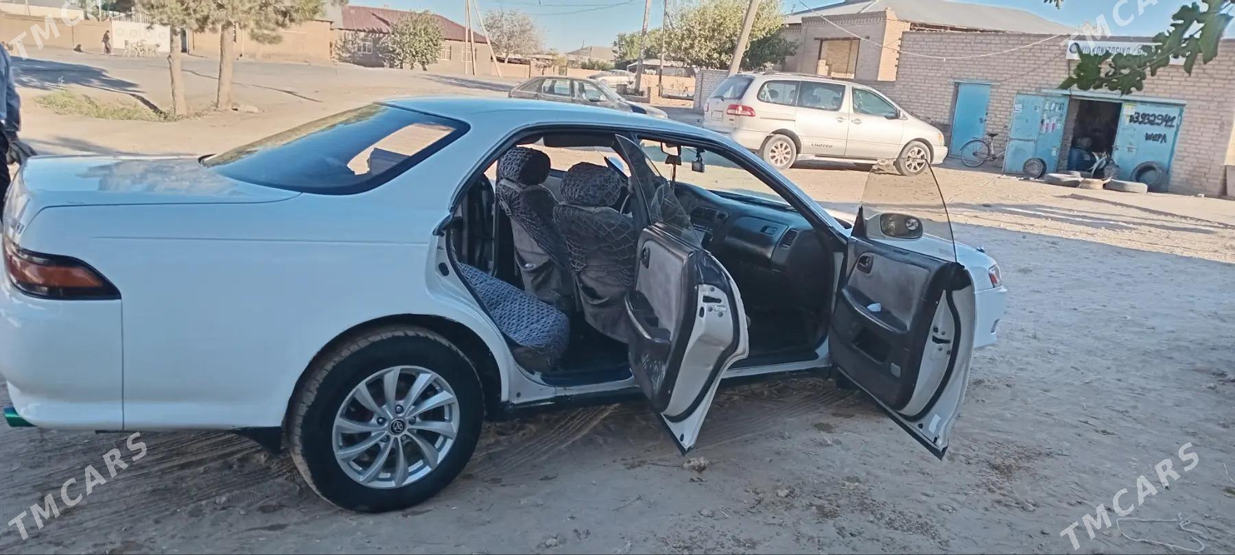 Toyota Mark II 1993 - 45 000 TMT - Ходжамбаз - img 2