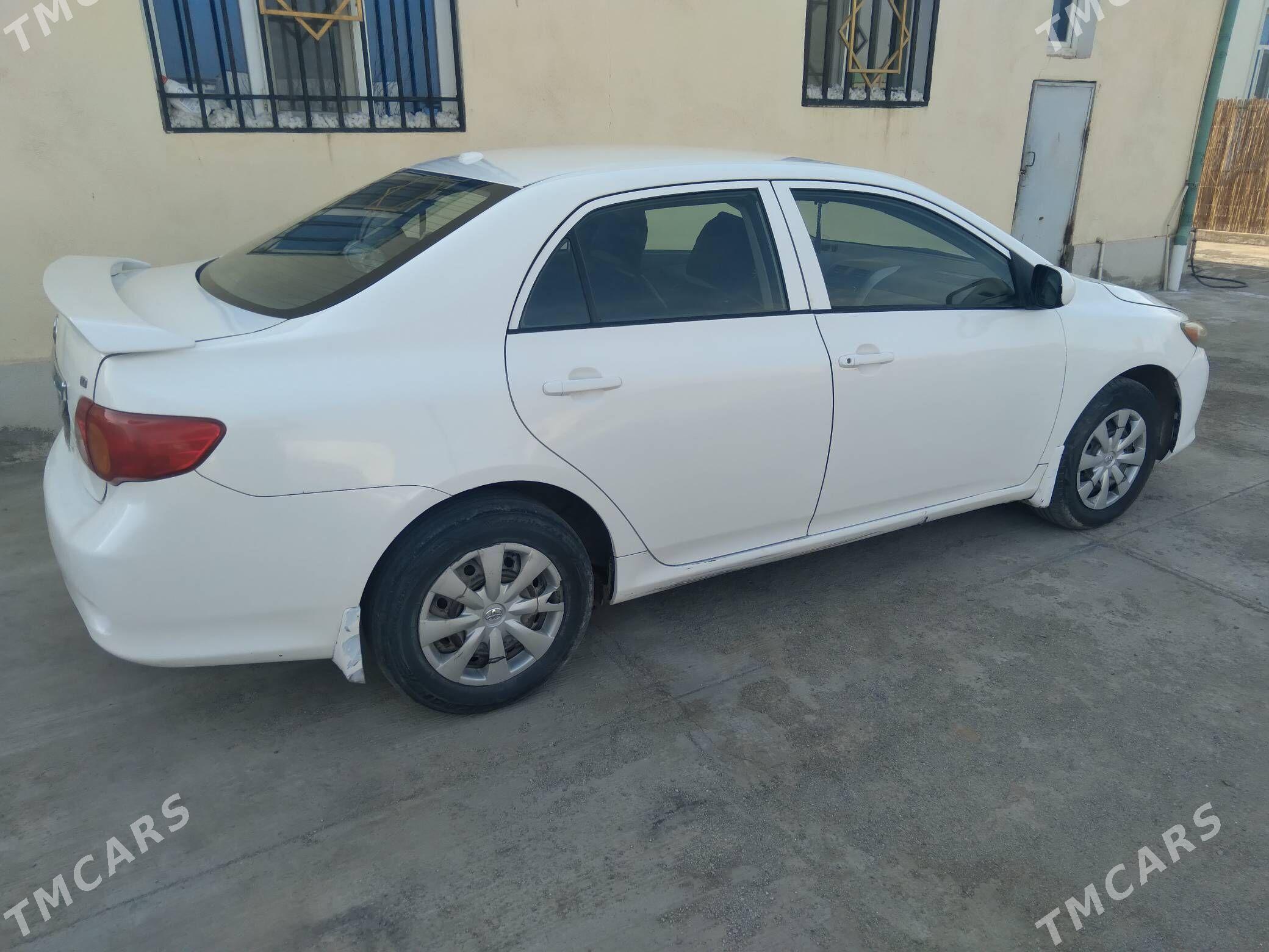 Toyota Corolla 2010 - 140 000 TMT - Daşoguz - img 4