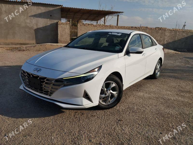 Hyundai Elantra 2022 - 240 000 TMT - Ёлётен - img 3
