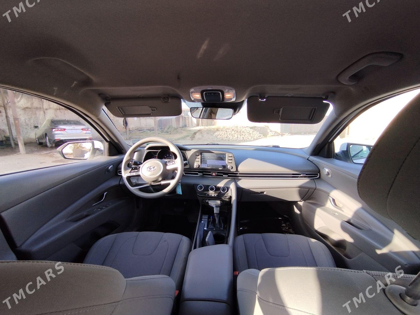 Hyundai Elantra 2022 - 240 000 TMT - Ёлётен - img 6