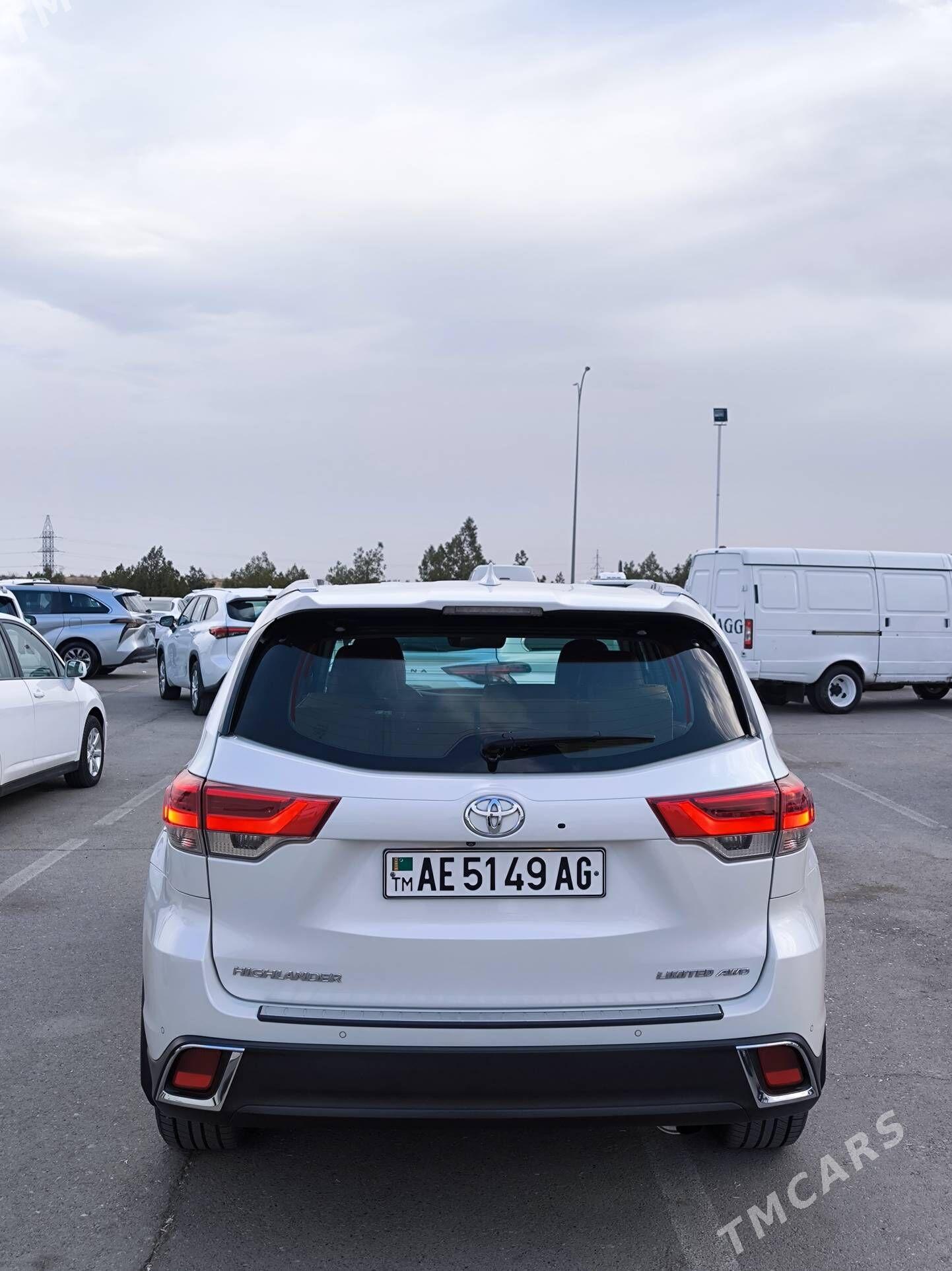 Toyota Highlander 2019 - 685 000 TMT - Ашхабад - img 6