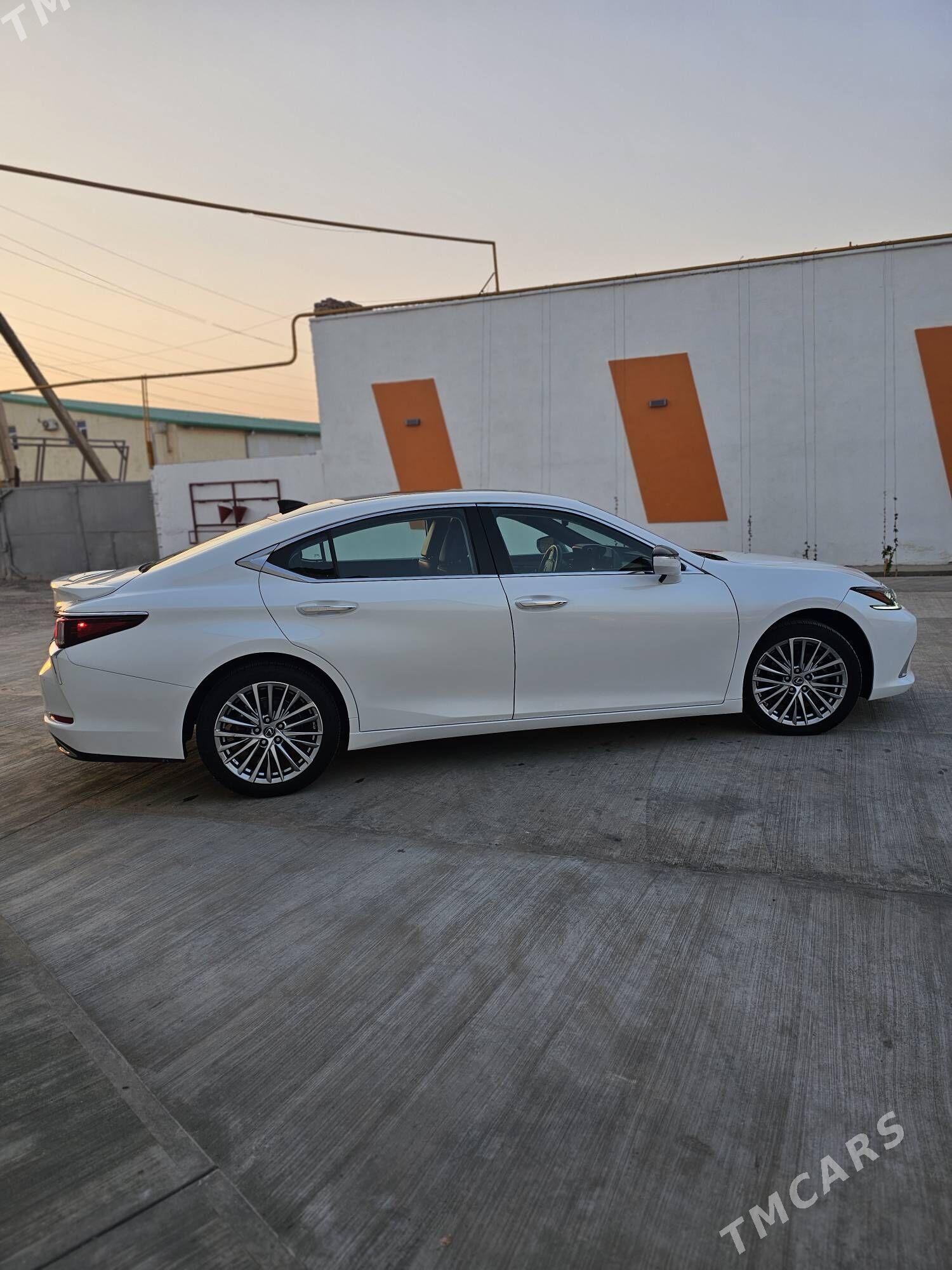 Lexus ES 350 2022 - 530 000 TMT - Мары - img 3
