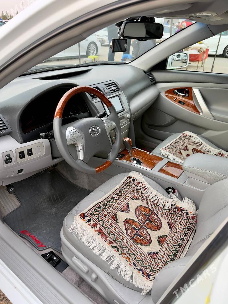 Toyota Camry 2011 - 264 000 TMT - Мары - img 9