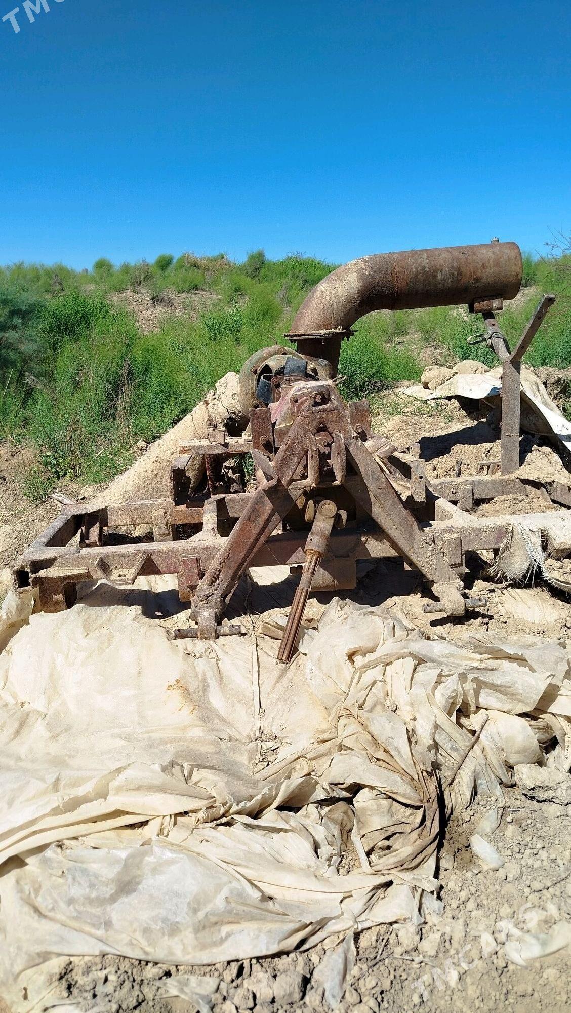 Belarus 320 1992 - 40 000 TMT - Теджен - img 5