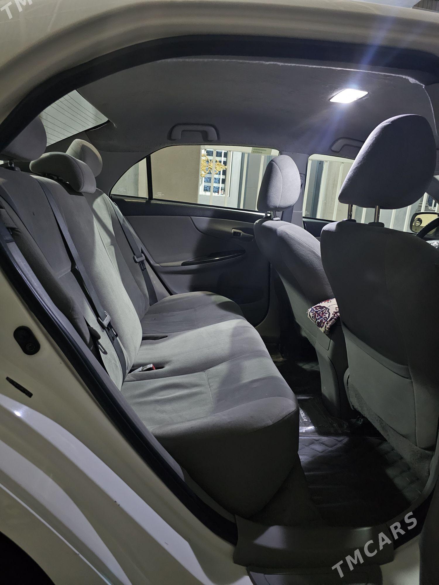 Toyota Corolla 2011 - 150 000 TMT - Гёкдепе - img 2