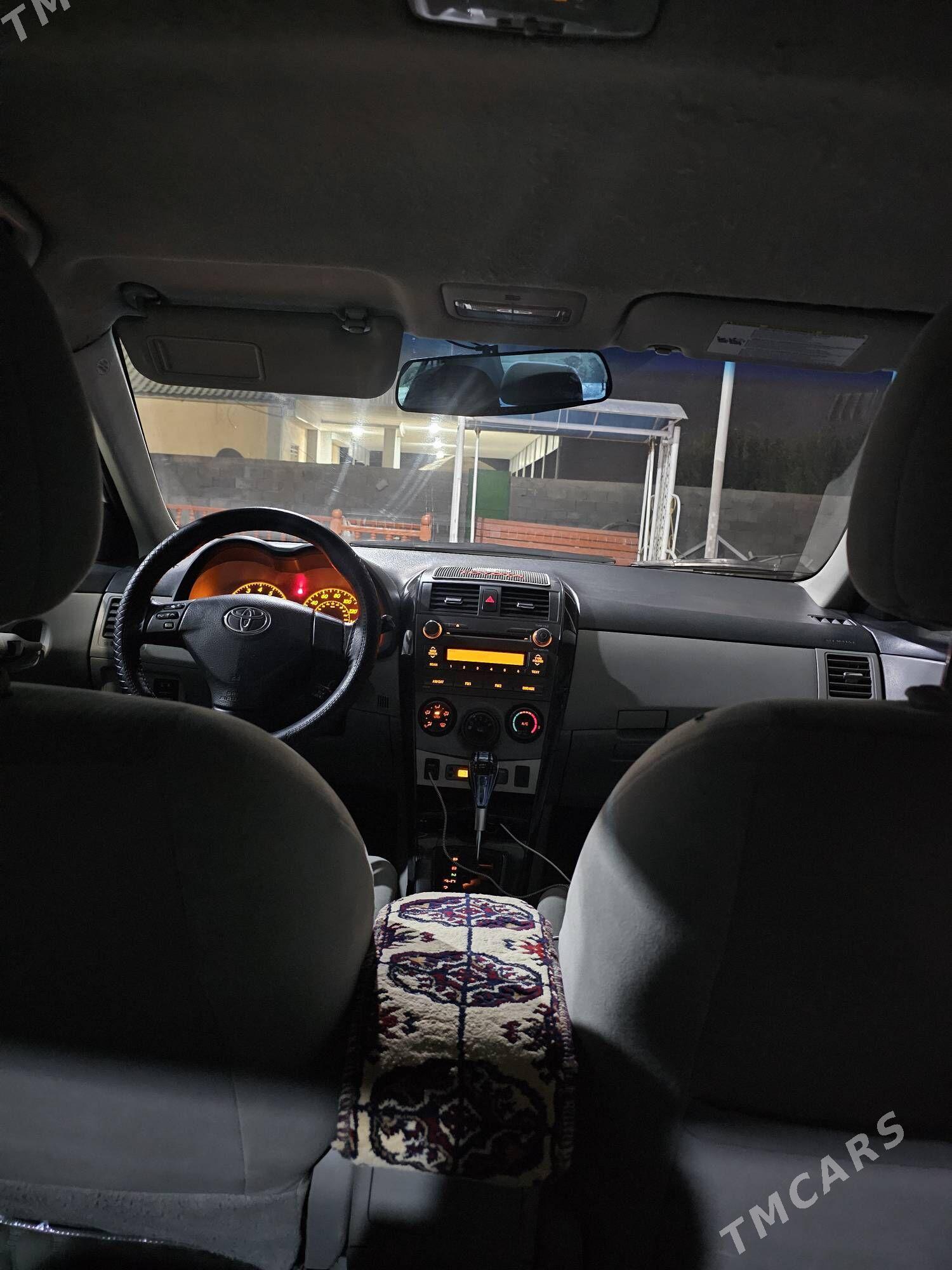 Toyota Corolla 2011 - 150 000 TMT - Гёкдепе - img 3