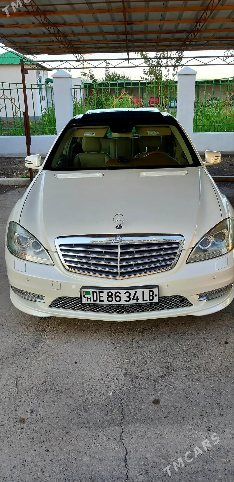 Mercedes-Benz S-Class 2011 - 590 000 TMT - Türkmenabat - img 1