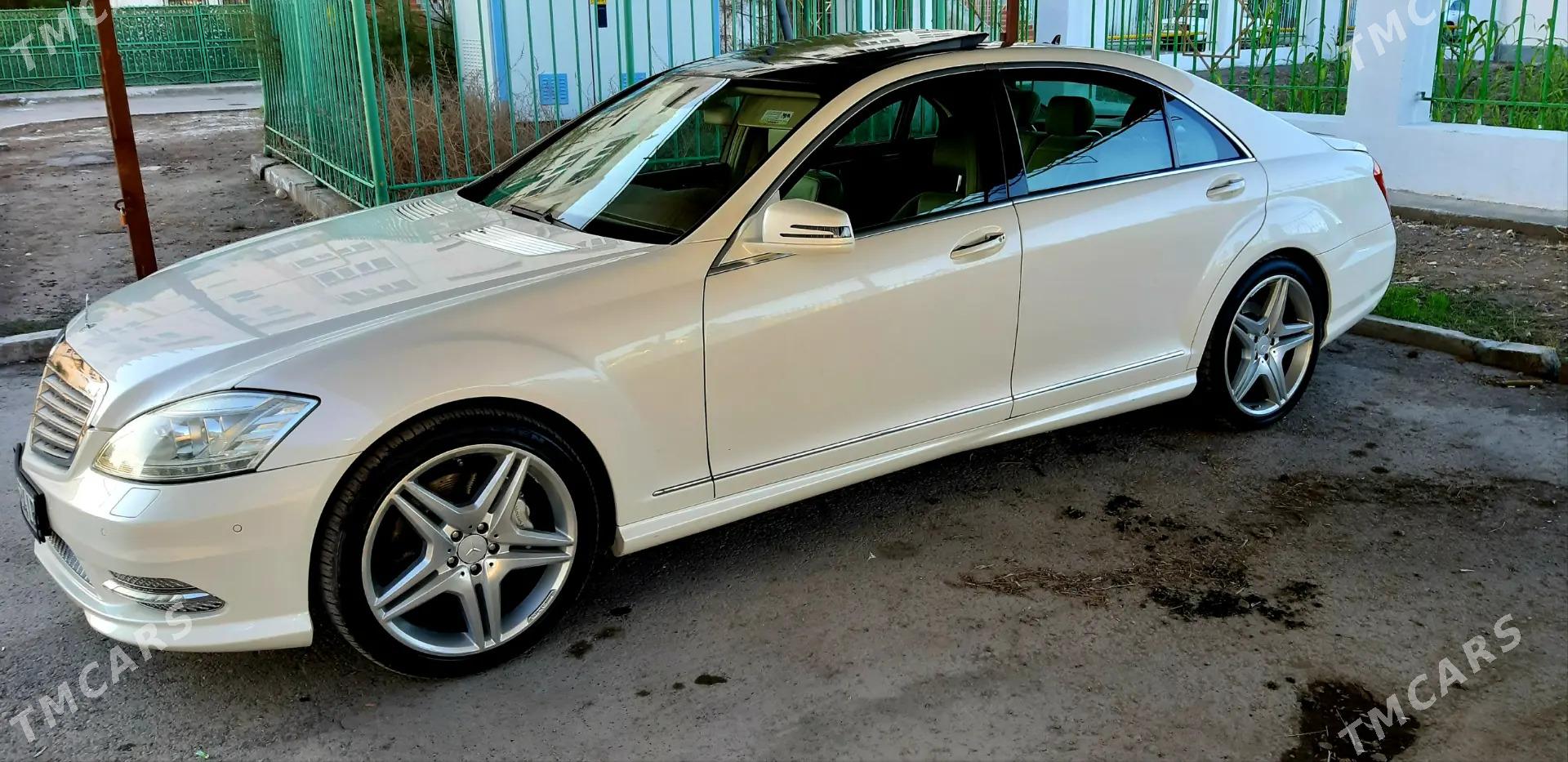 Mercedes-Benz S-Class 2011 - 590 000 TMT - Türkmenabat - img 4
