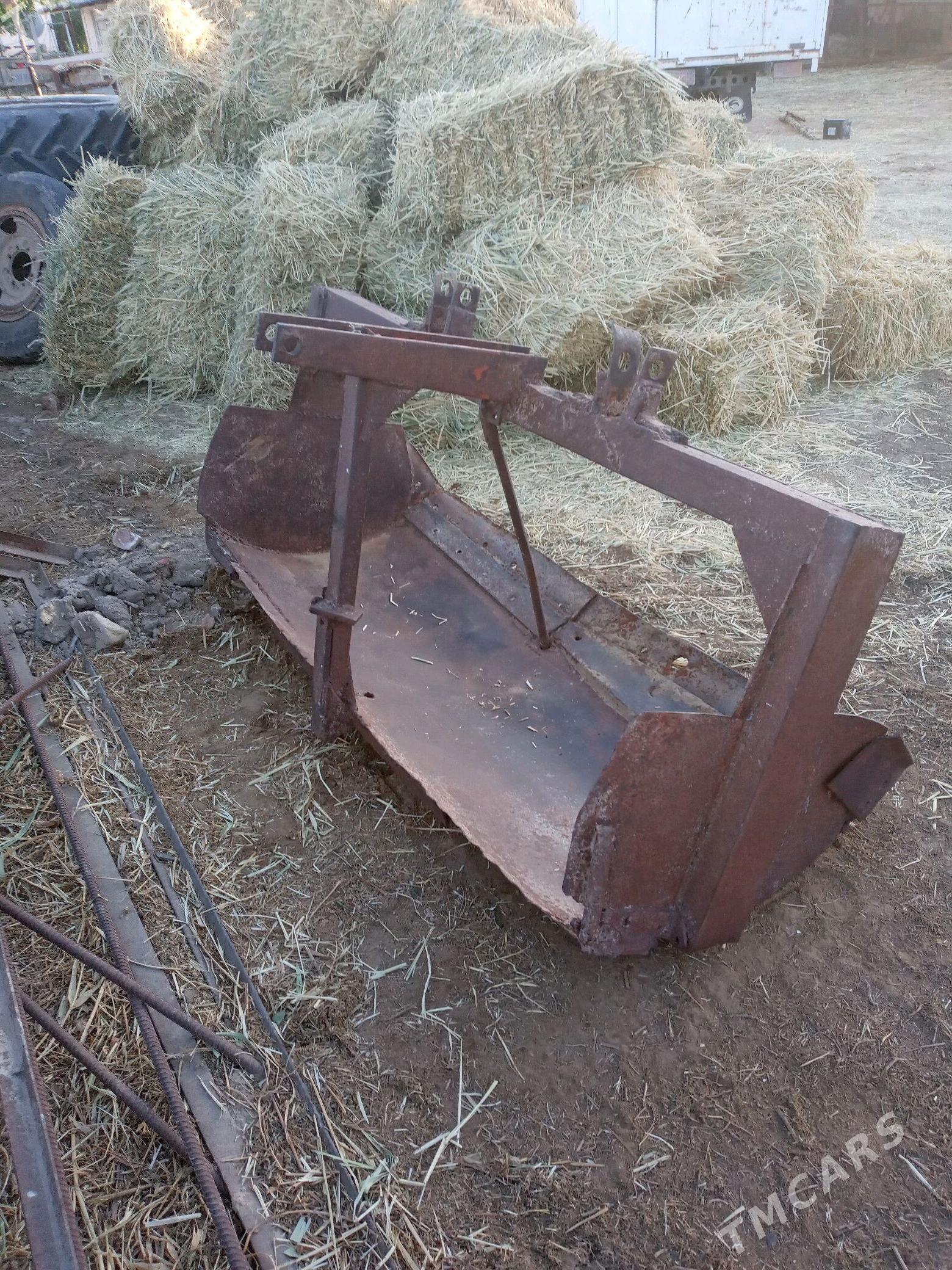 Belarus 320 1992 - 40 000 TMT - Теджен - img 7