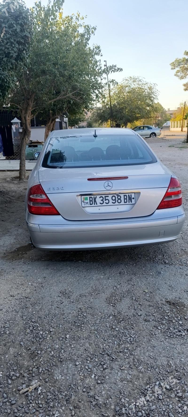Mercedes-Benz E320 2003 - 120 000 TMT - Balkanabat - img 4