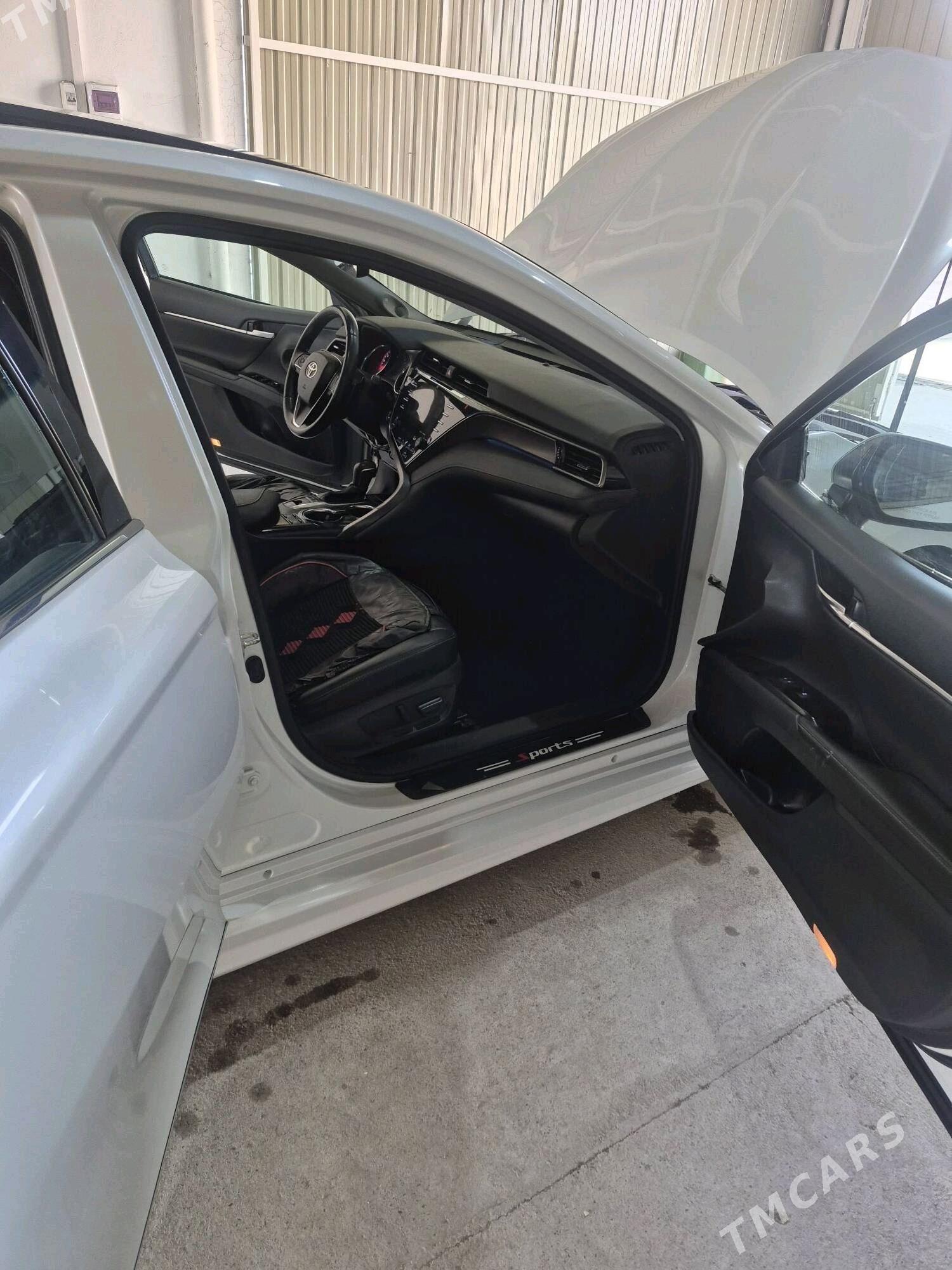 Toyota Camry 2020 - 420 000 TMT - Sakarçäge - img 5