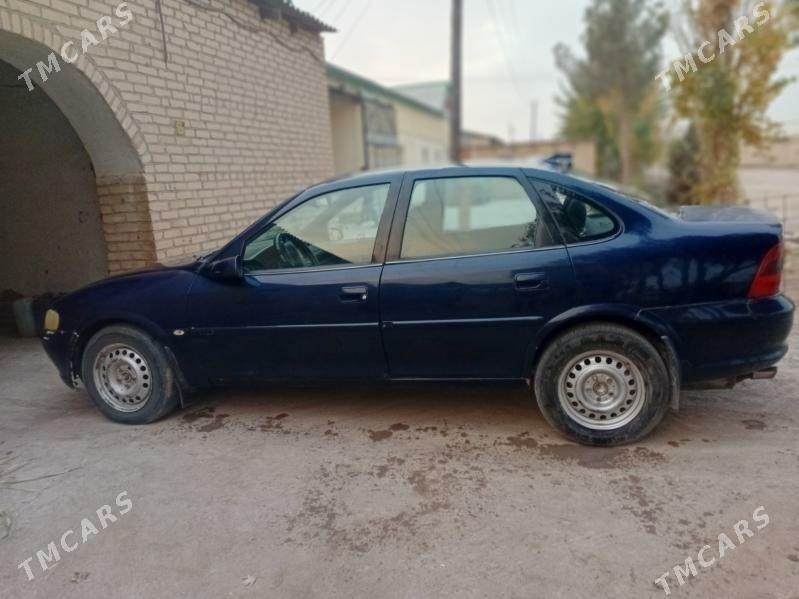 Opel Vectra 1998 - 35 000 TMT - Kerki - img 4