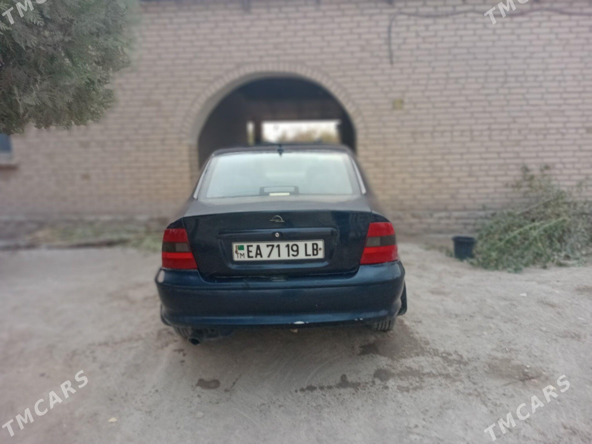 Opel Vectra 1998 - 35 000 TMT - Kerki - img 6