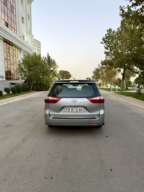 Toyota Sienna 2015 - 329 000 TMT - Ашхабад - img 3