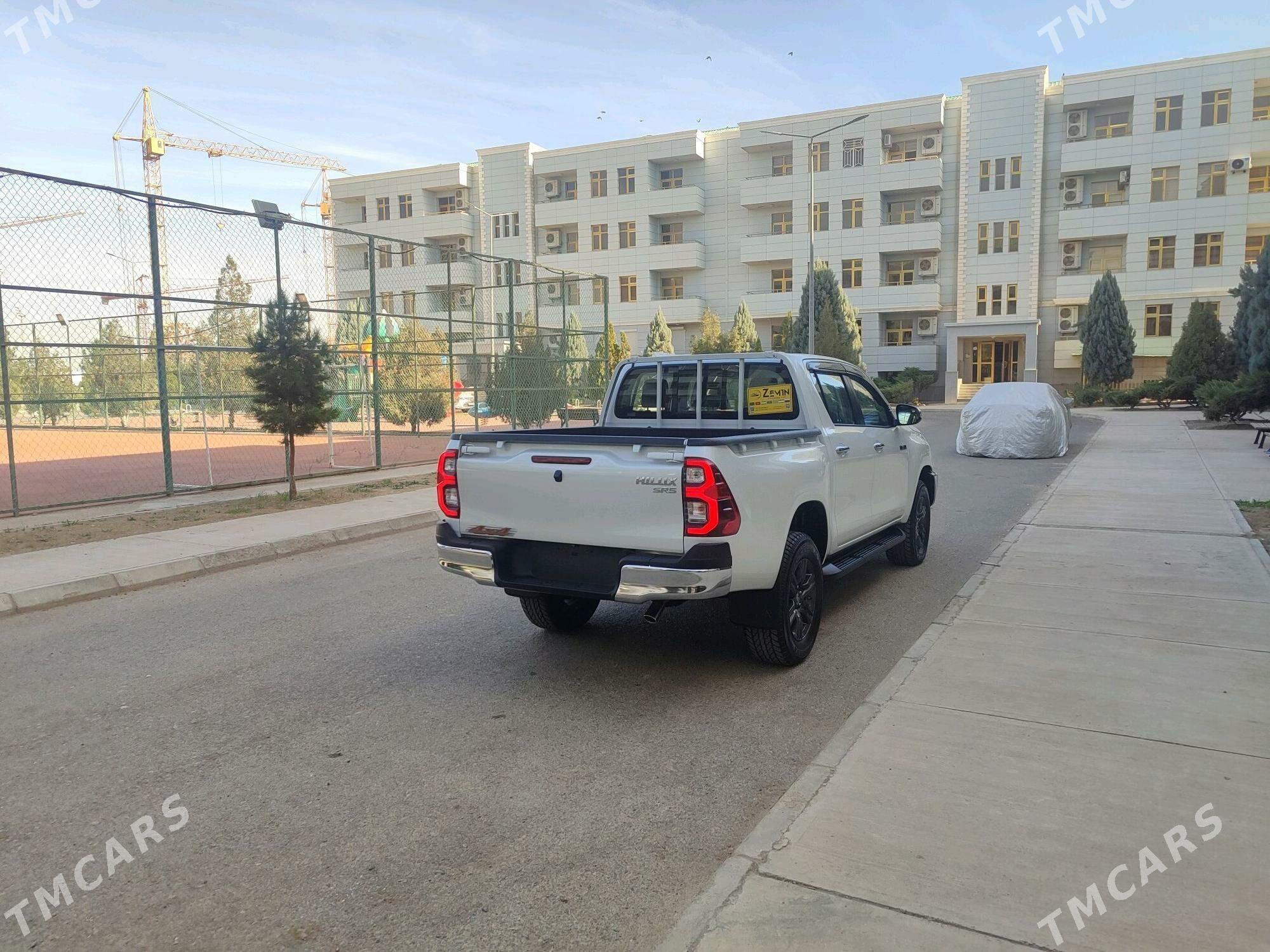 Toyota Hilux 2025 - 685 000 TMT - Мары - img 5