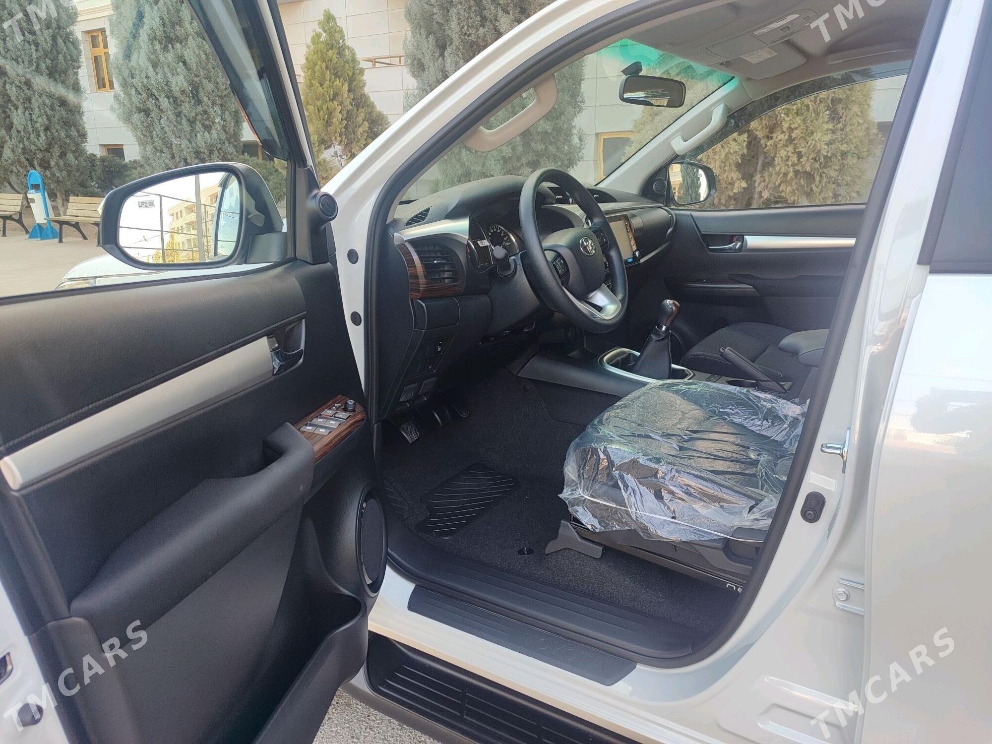 Toyota Hilux 2025 - 685 000 TMT - Мары - img 7