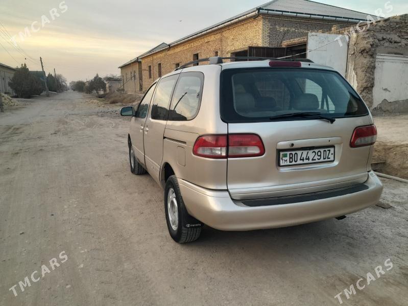 Toyota Sienna 2001 - 143 000 TMT - Дашогуз - img 5