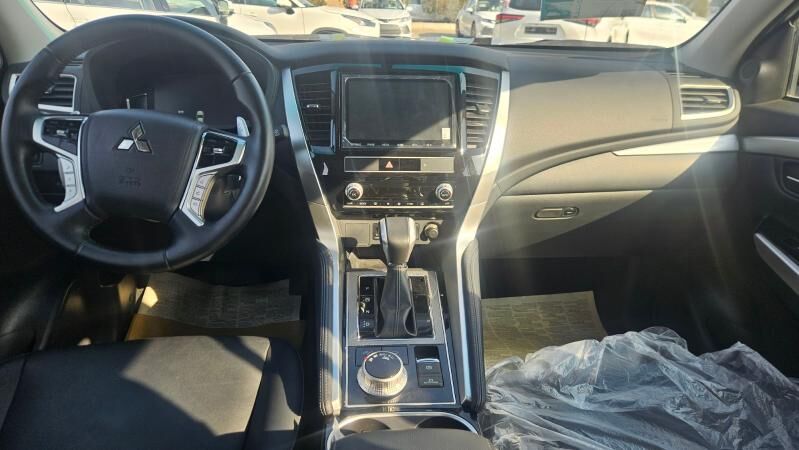 Mitsubishi Montero Sport 2023 - 532 000 TMT - Aşgabat - img 7