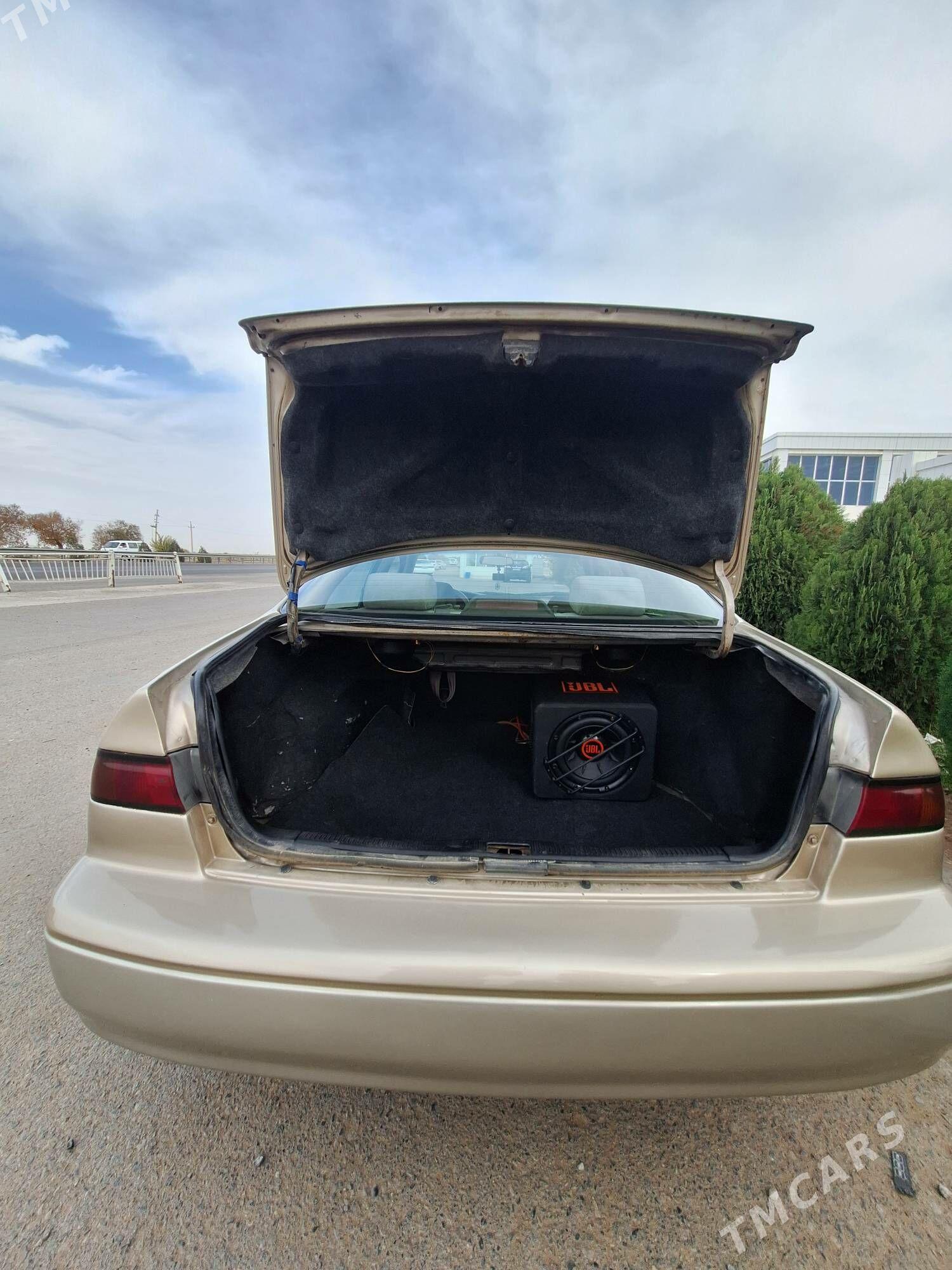 Toyota Camry 1998 - 142 000 TMT - Mary - img 3