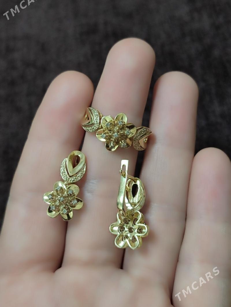 gyzyl kamplekt - Parahat 2 - img 2