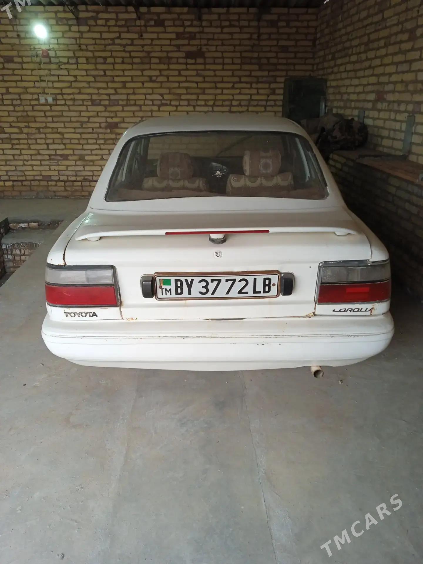 Toyota Corolla 1992 - 26 000 TMT - Ходжамбаз - img 4