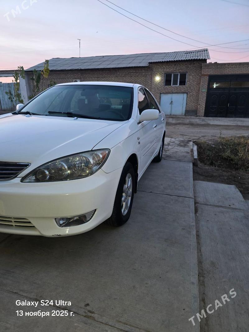 Toyota Camry 2004 - 160 000 TMT - Кёнеургенч - img 1