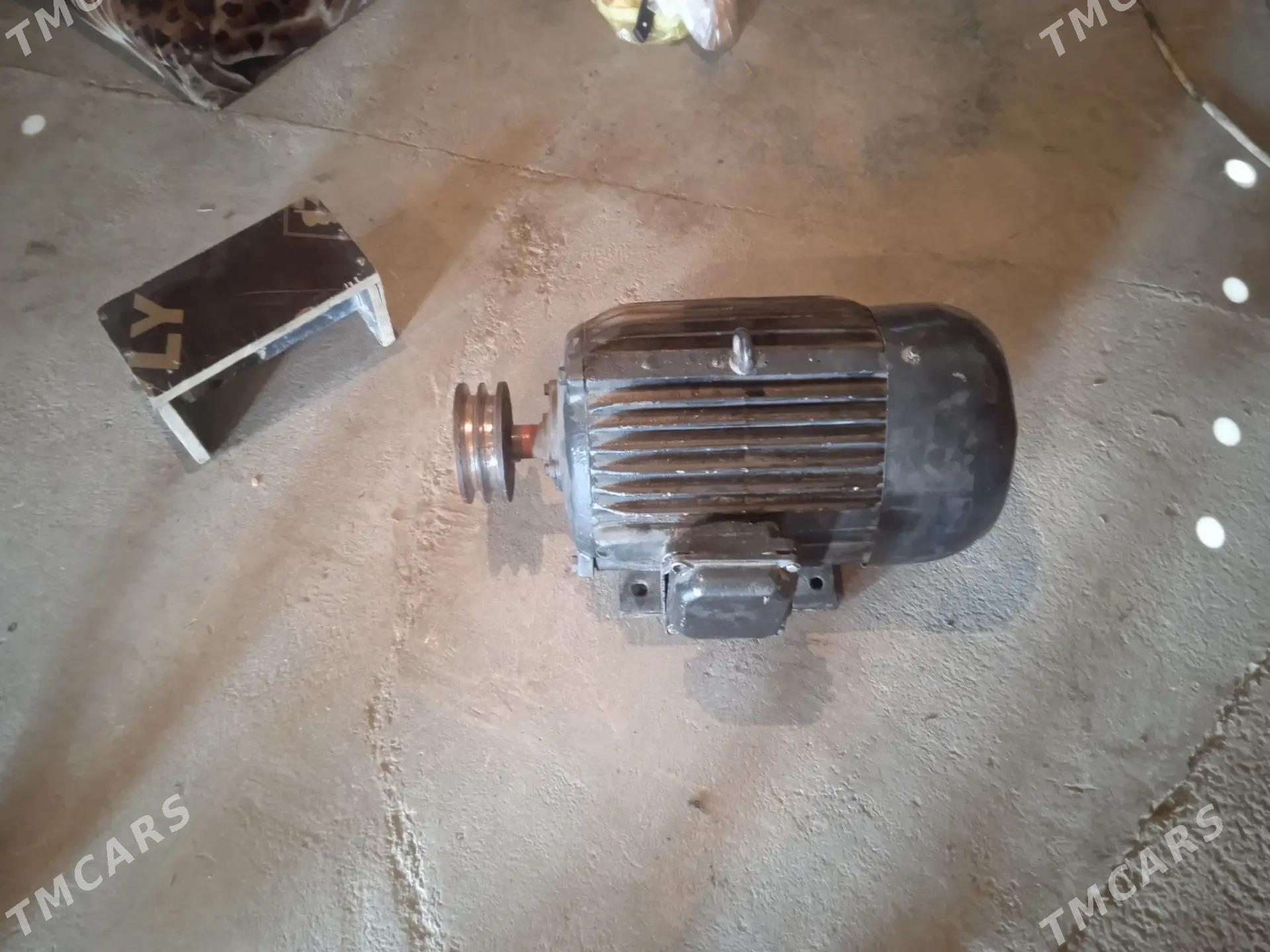 Elektromator - Änew - img 1