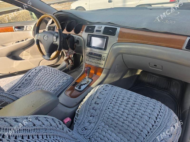 Lexus ES 330 2004 - 240 000 TMT - Дашогуз - img 4