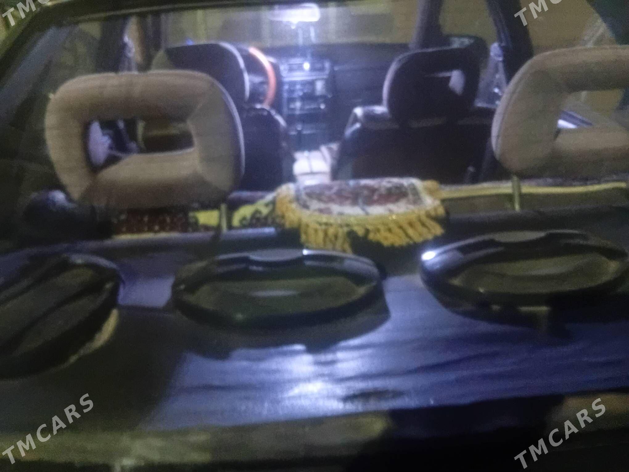 Opel Vectra 1989 - 35 000 TMT - Чарджоу - img 1