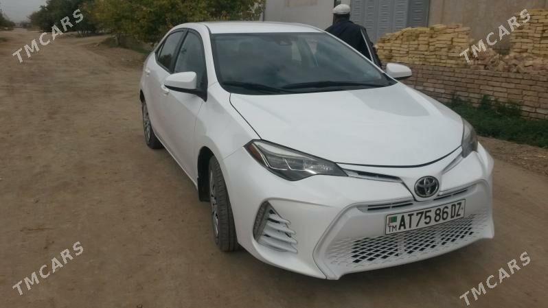 Toyota Corolla 2018 - 200 000 TMT - Гороглы (Тагта) - img 3
