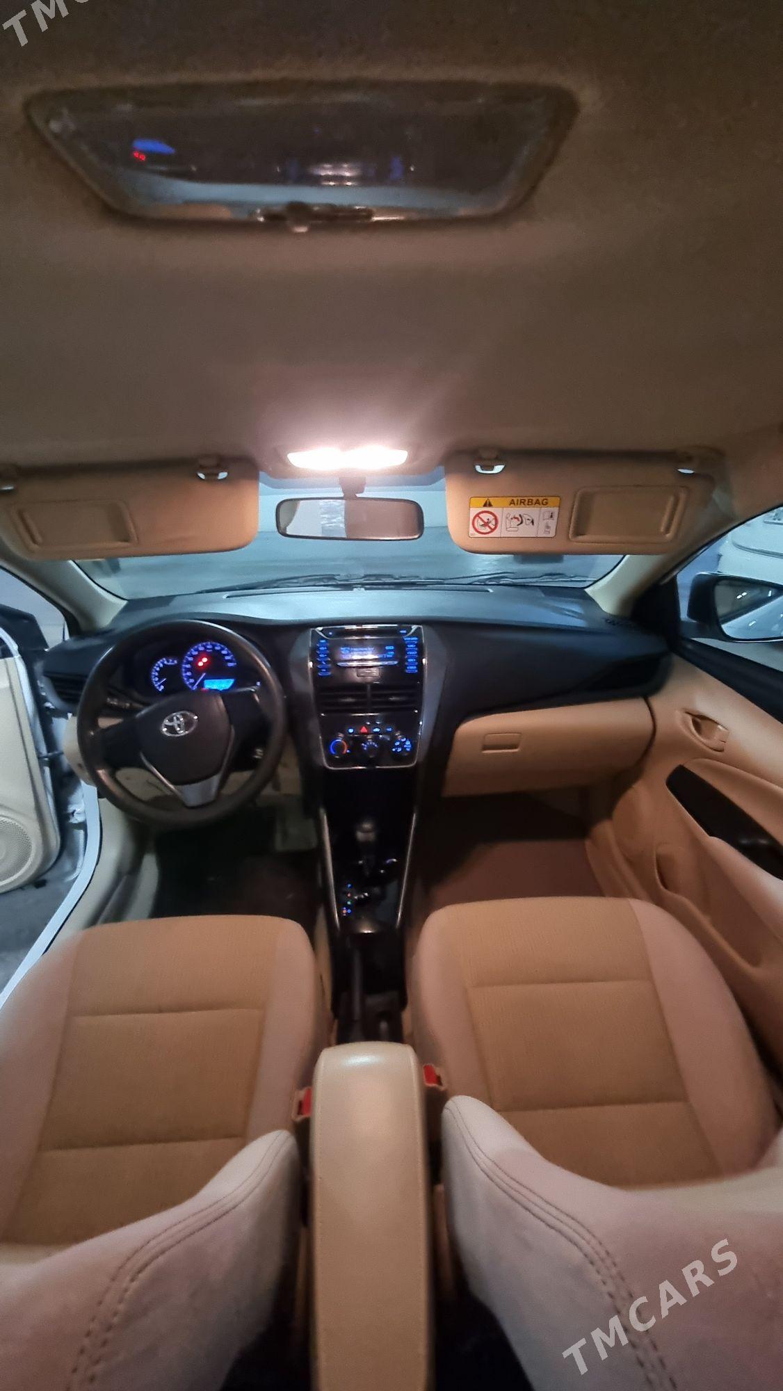 Toyota Yaris 2020 - 210 000 TMT - Aşgabat - img 5