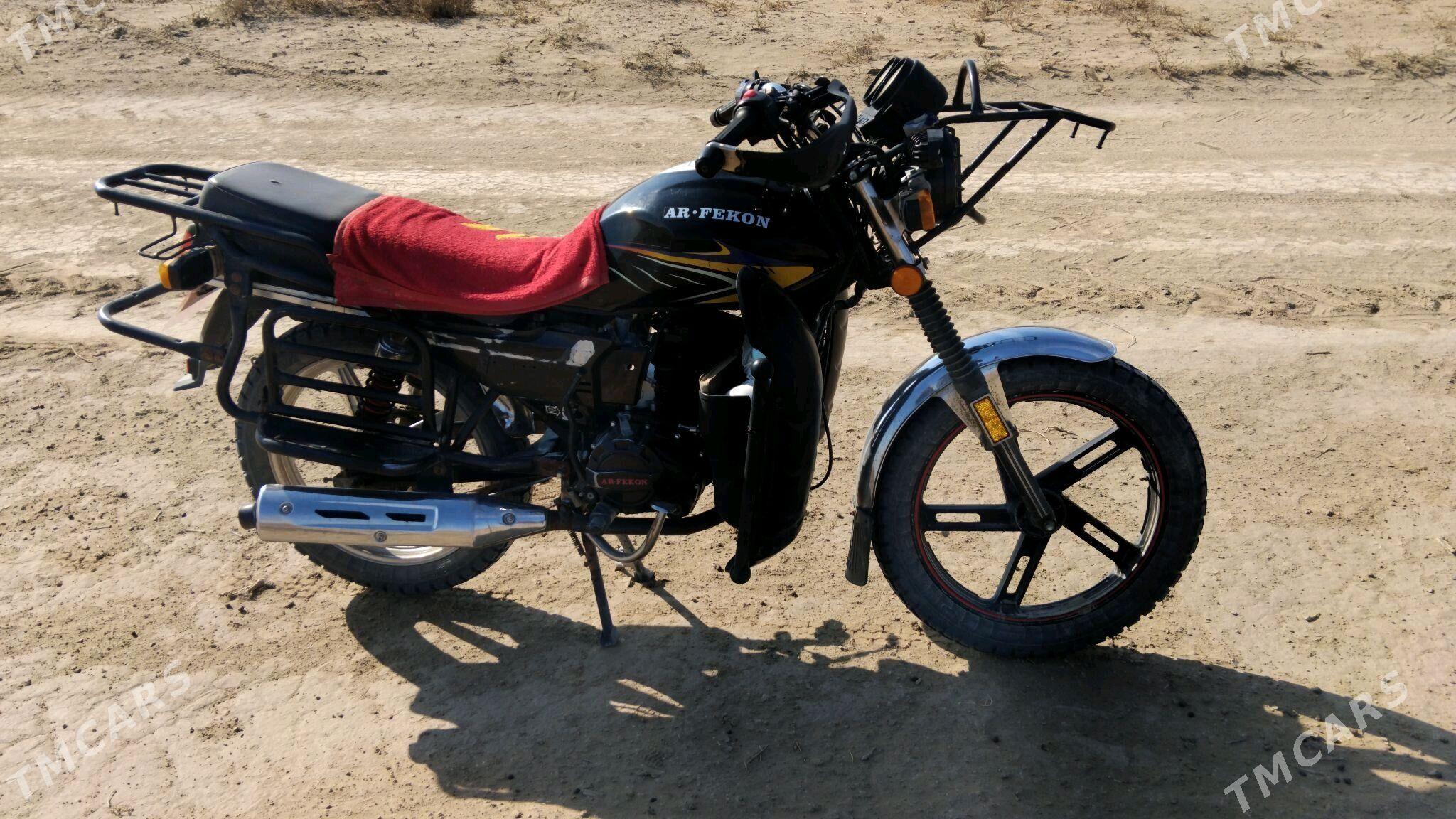 Fekon FK150-8G 2012 - 11 000 TMT - Bäherden - img 3