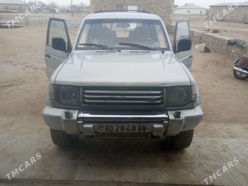 Mitsubishi Montero 1995 - 70 000 TMT - Bereket - img 4