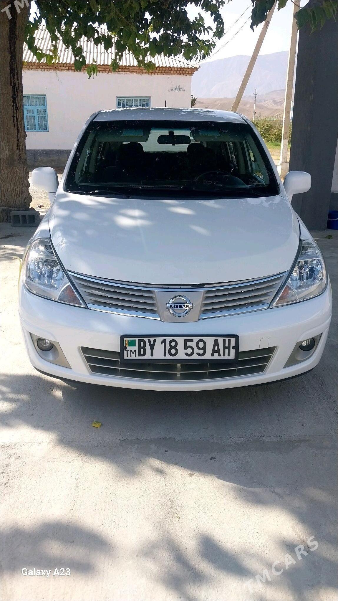 Nissan Versa 2010 - 135 000 TMT - Гёкдепе - img 3