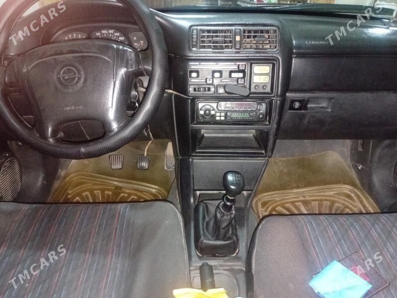 Opel Vectra 1994 - 50 000 TMT - Şabat etr. - img 8
