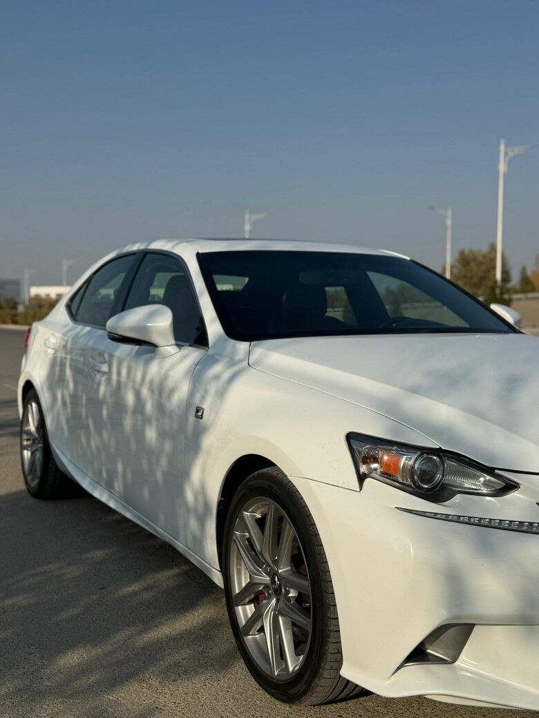 Lexus IS 350 2015 - 310 000 TMT - Гарадамак - img 6