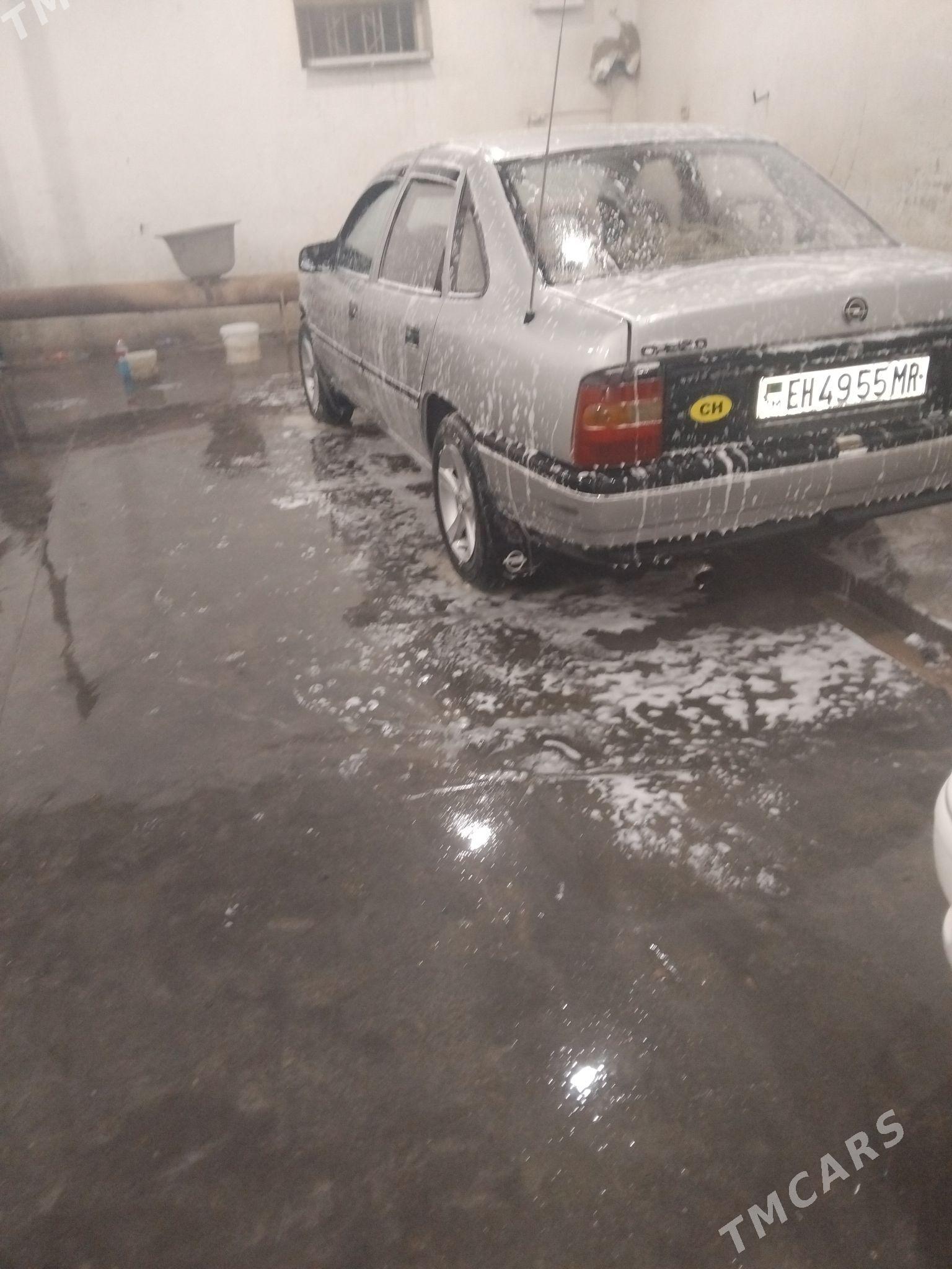 Opel Vectra 1989 - 32 000 TMT - Mary - img 3