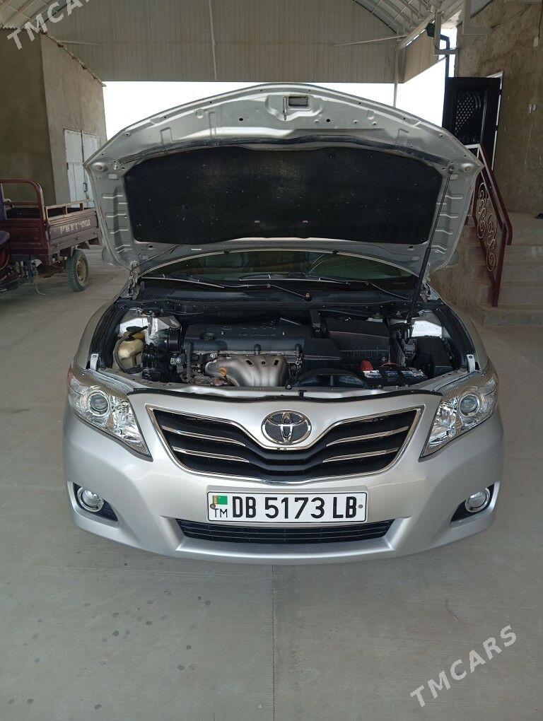 Toyota Camry 2008 - 145 000 TMT - Койтендаг - img 2