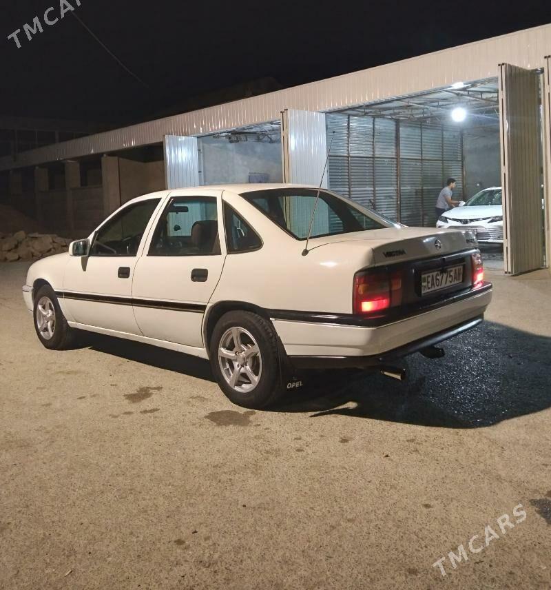Opel Vectra 1992 - 47 000 TMT - Бахарден - img 4