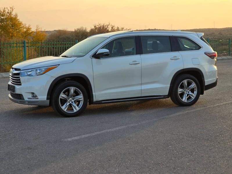Toyota Highlander 2015 - 398 000 TMT - "Алтын Асыр" Гундогар базары ( Толкучка) - img 1