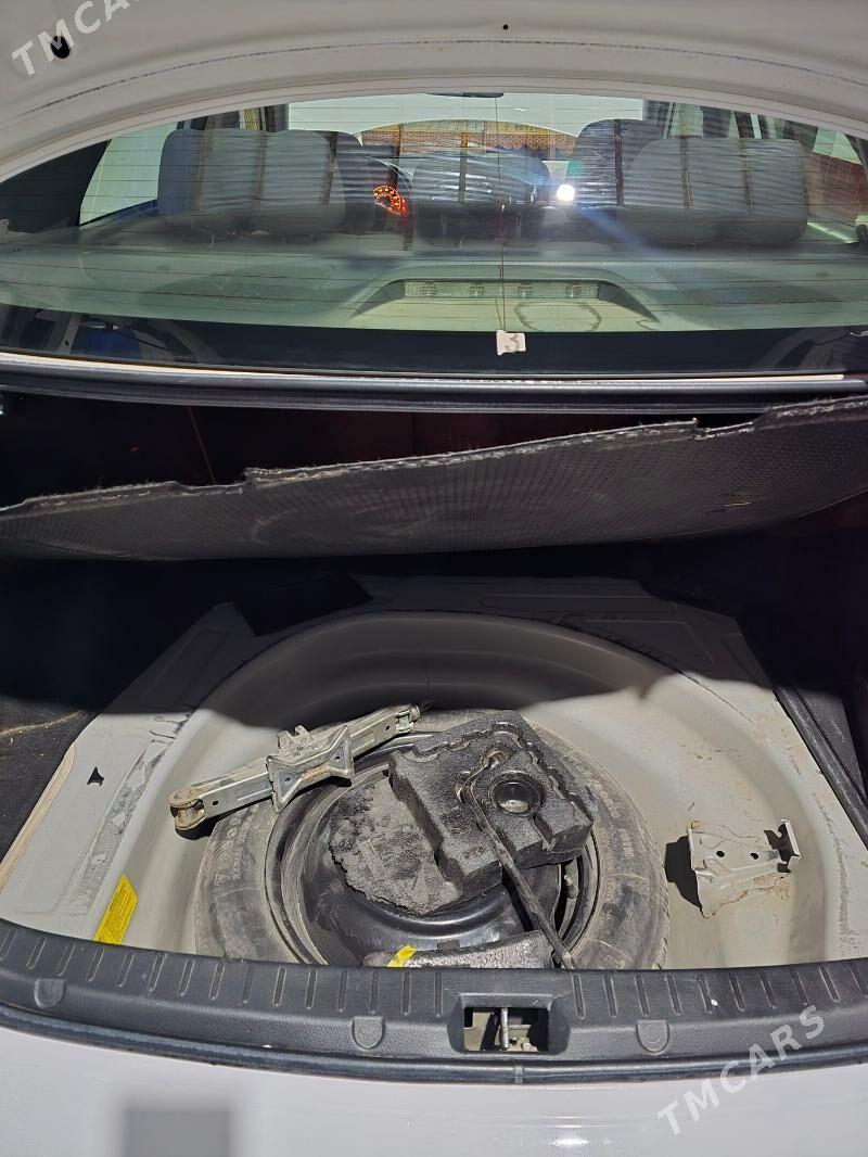 Toyota Corolla 2010 - 167 000 TMT - Ашхабад - img 10