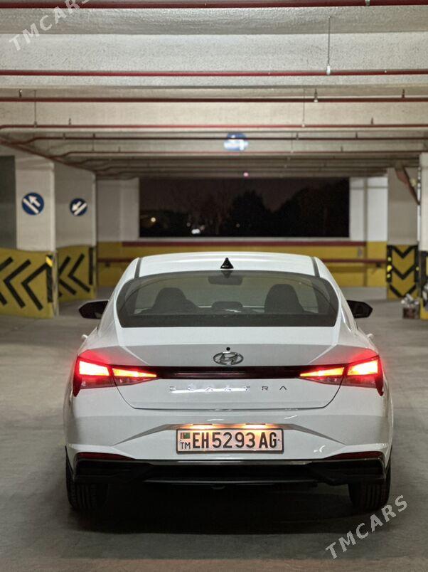 Hyundai Elantra 2022 - 250 000 TMT - Ашхабад - img 4