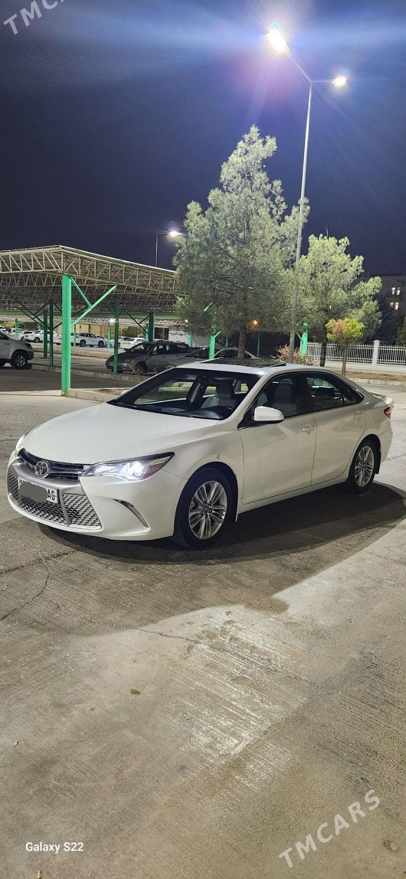 Toyota Camry 2017 - 277 000 TMT - Кëши - img 5